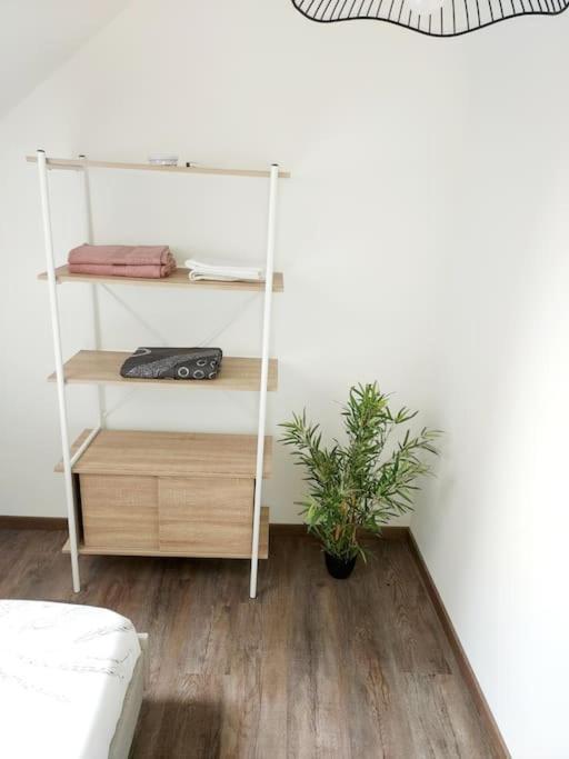 Apartament T2 Cosy Vieux Montluçon Zewnętrze zdjęcie
